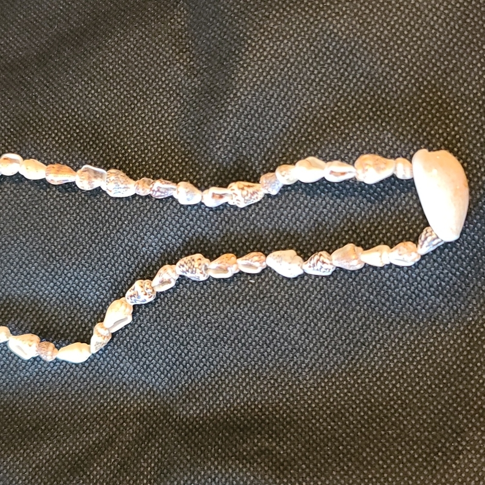 ❤️Shell necklaces from Hawaii - Picture 2 of 3